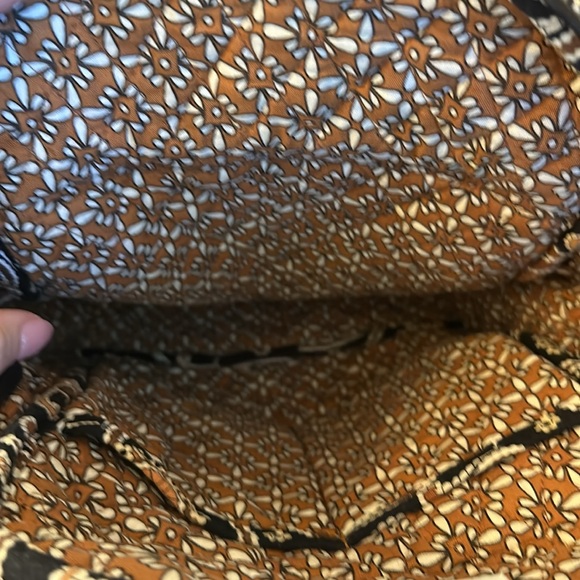 Vera Bradley small backpack . Fair condition - Picture 7 of 8